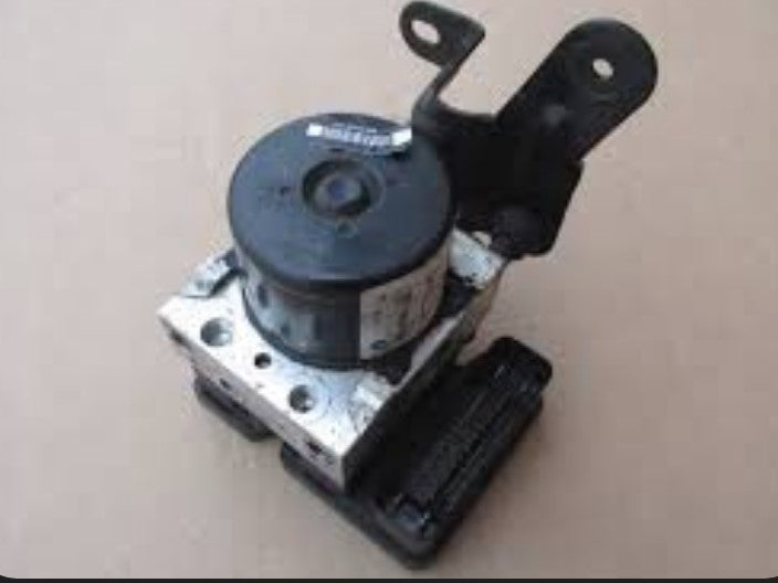 Brake Control Module ABS Pump Jeep Cherokee KJ 2.4L 3.7L 52129364AA