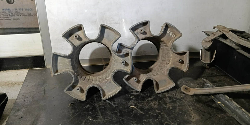 Hub Caps Open ended Jeep SJ Cherokee
