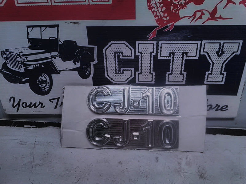 Badge Custom Jeep CJ-10 made in the USA