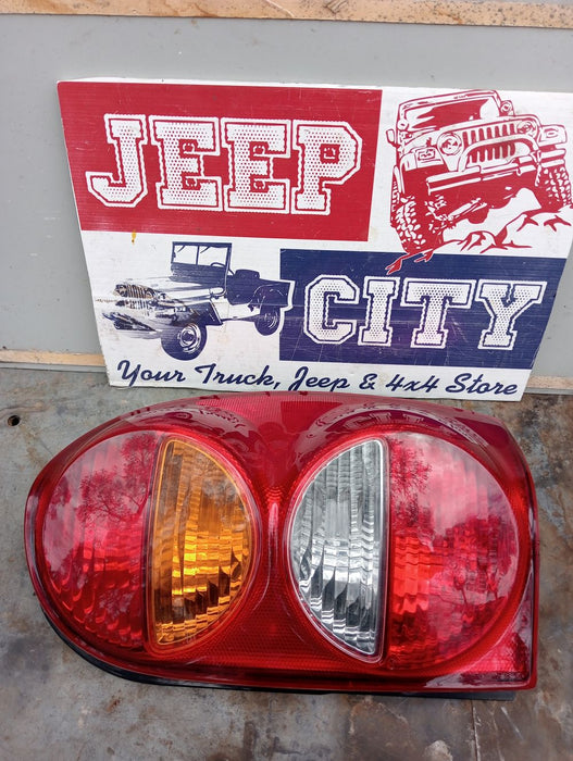 Tail Light RHR Jeep Cherokee KJ  2001-2004