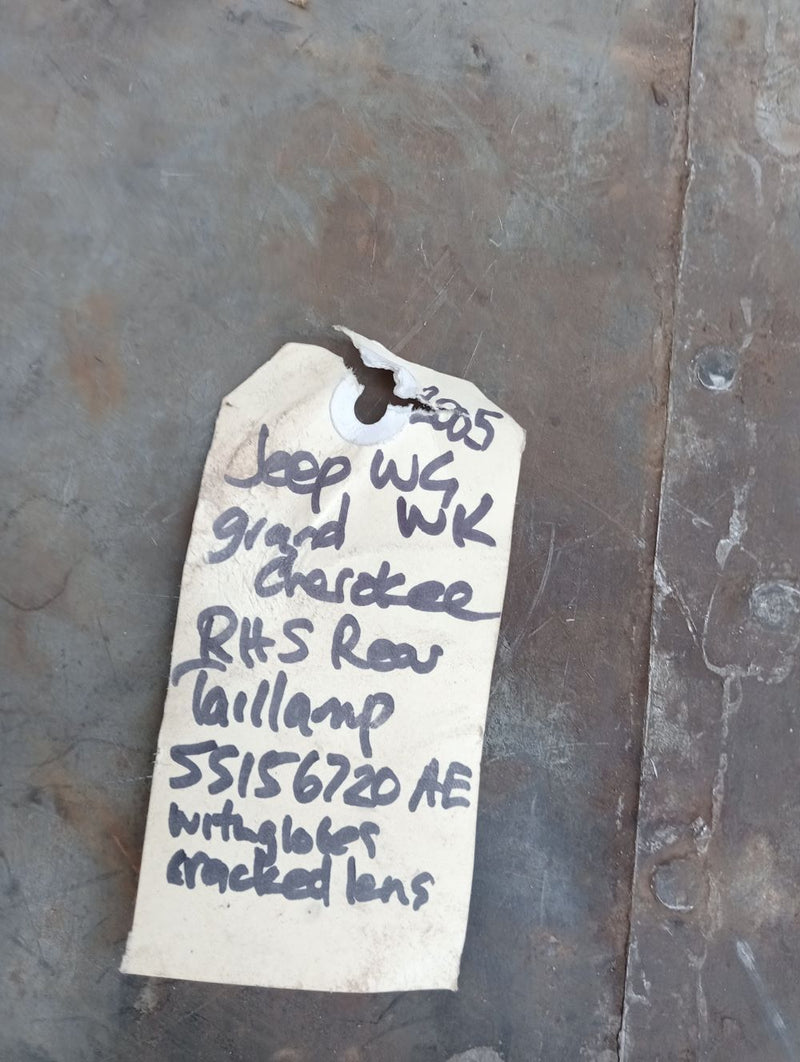 Tail Light RHR Jeep Cherokee WH Grand Cherokee 55156720AE