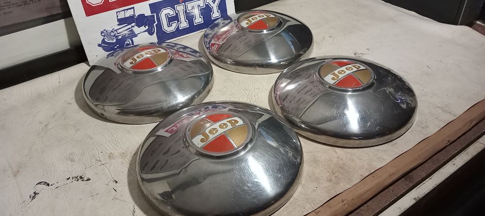 Hub Caps Vintage Jeep Dog Dish 10.75" OD Set of 4