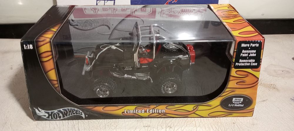 Toy Hot Wheels 1:18 Jeep CJ-5 Modified New In Box MINT BLACK