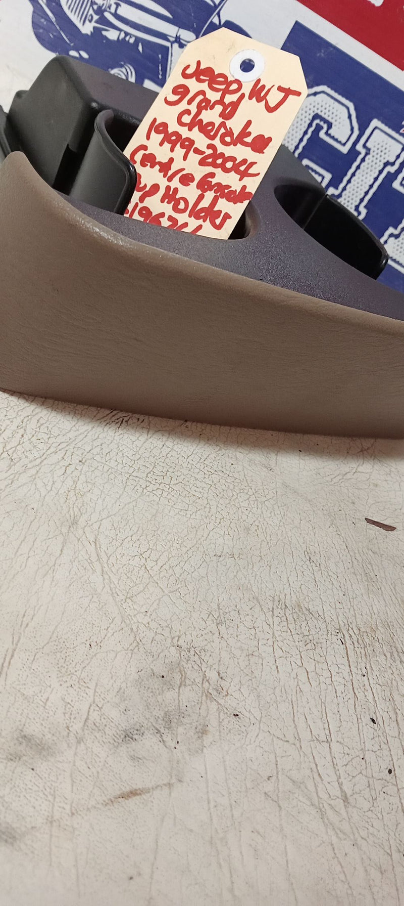 Cup Holder centre console Jeep WJ Grand Cherokee 55196766AA