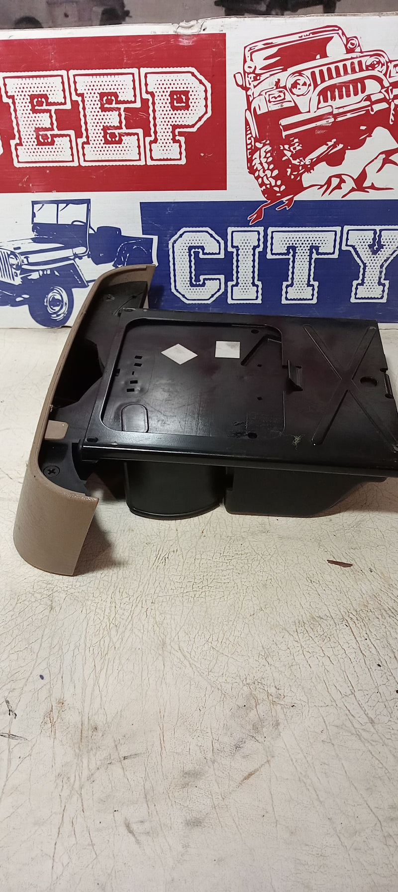 Cup Holder centre console Jeep WJ Grand Cherokee 55196766AA