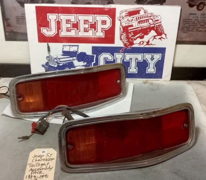 Tail lights Pair Vintage Jeep SJ Cherokee FSJ 5352237