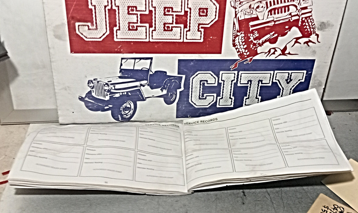 Owners Service and Warranty Book Jeep KK Cherokee