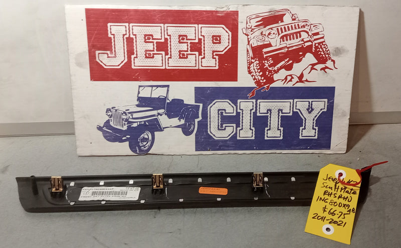 Trim Scuff Plate RHS Front Jeep Grand Cherokee WK2 ING800X9AB