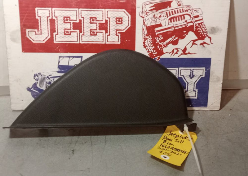 Door Sill Trim Interior Jeep WK2 GC 1GG64TRMPF