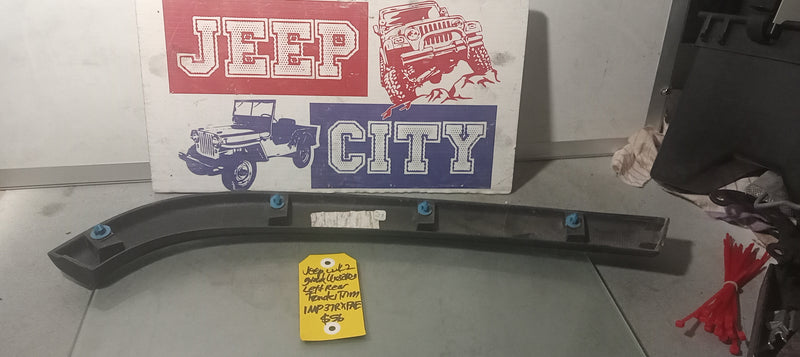 Flare Left Rear Jeep WK2 Grand Cherokee 1MP37RXFAE