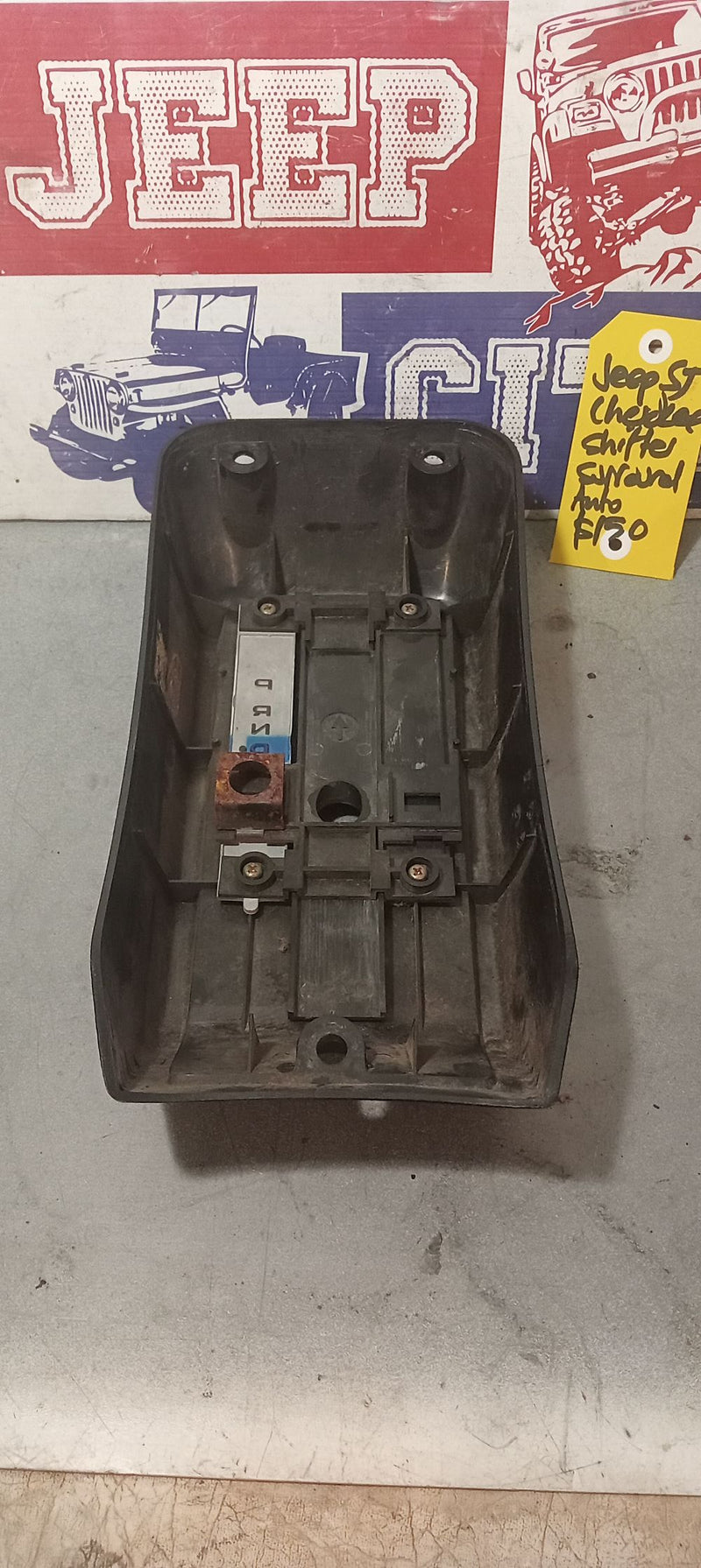 Shifter Surround Jeep SJ & J Series Tunnel Mount