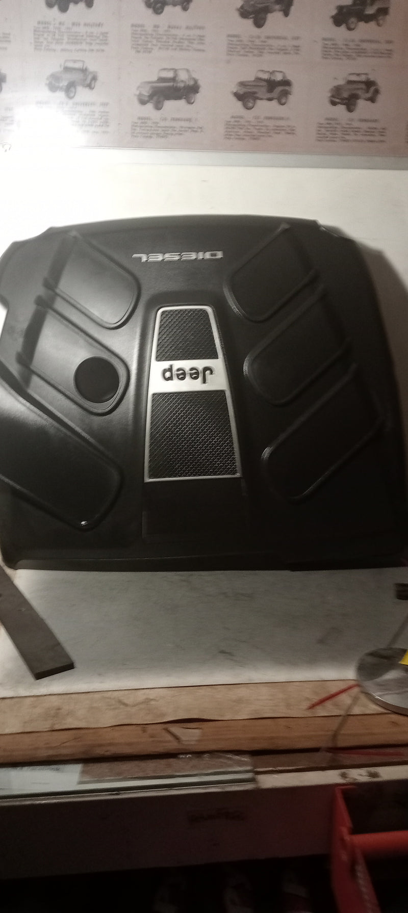 JEEP GRAND CHEROKEE  3.0 CRD V6 DIESEL ENGINE COVER 2015