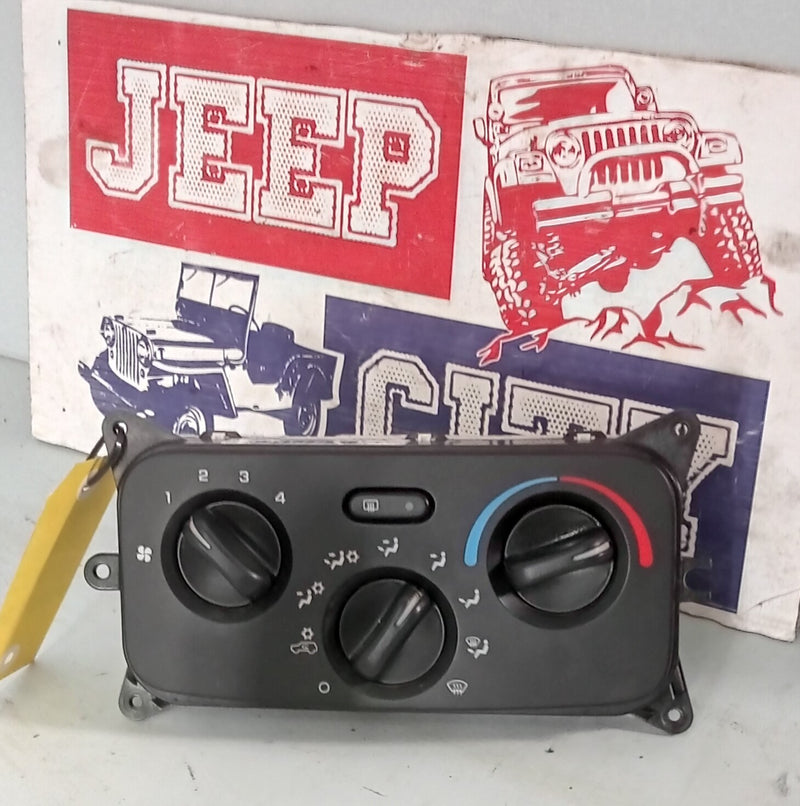 AC Controls Jeep KJ Cherokee 55037533AD