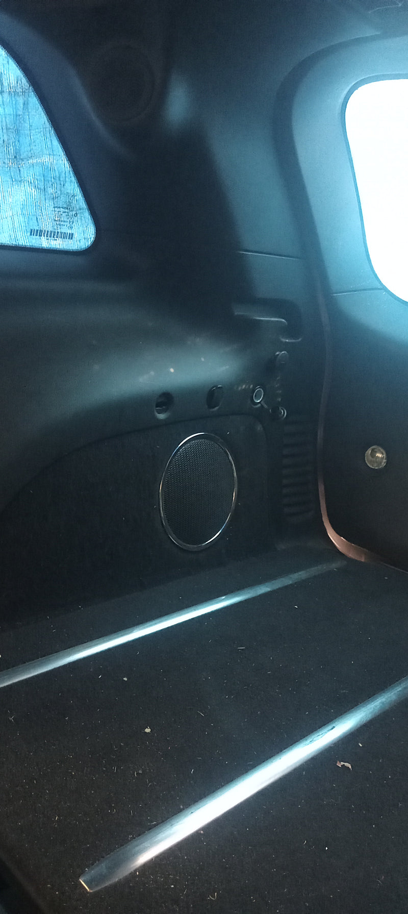 Trim Interior Boot  Cargo area RHS Speaker Jeep WK2 1GU361L1AH