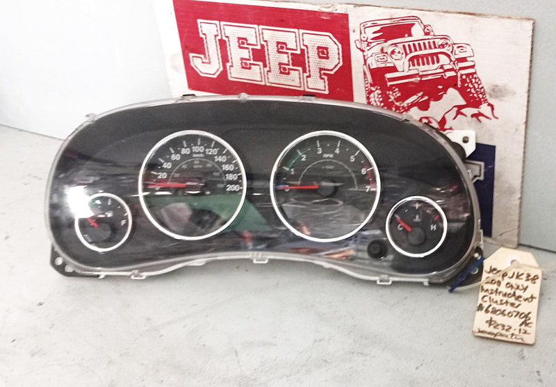 Instrument Cluster Jeep JK Wrangler 2011 Rubicon 68070706AC