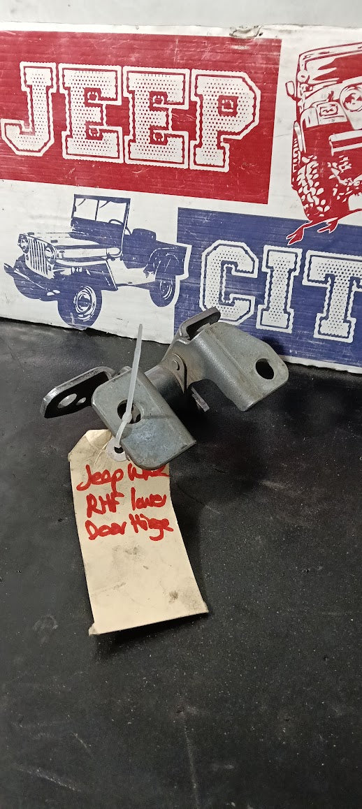 Door Hinge Jeep WK2 Grand Cherokee Lower RHS