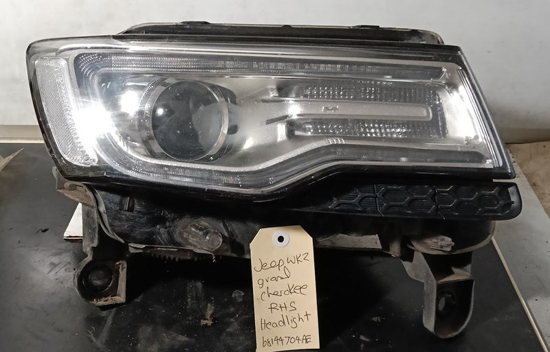 Head light Xenon RHS Jeep Grand Cherokee 68144704AE #2