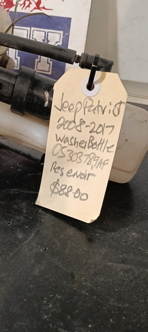 Washer Bottle Jeep Patriot  preowned 05303789AF