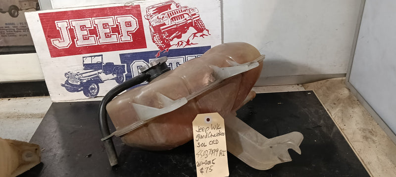 Jeep WK2 Grand Cherokee  radiator expansion tank  55037999AI