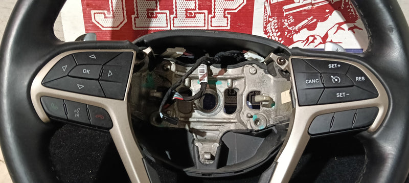 Steering Wheel and Controls Jeep Grand Cherokee WK2 2014