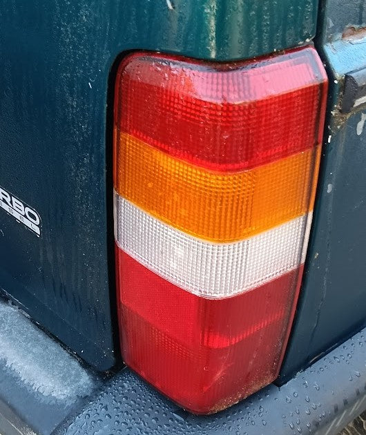 Tail light Right Jeep XJ Cherokee 4897400AC Preowned