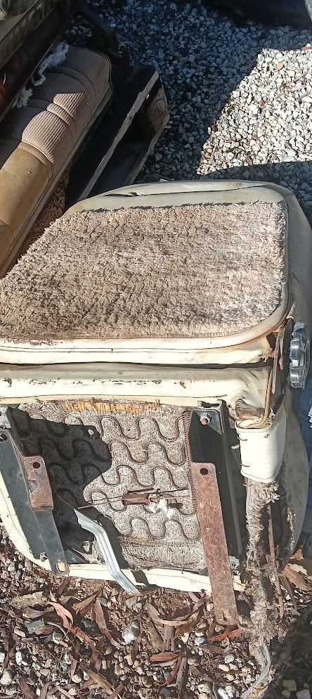 Seat Front Left  Jeep SJ FSJ Cherokee J Series Cream