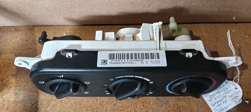 AC & Heater Climate Controls Jeep JK Wrangler 55111840AE