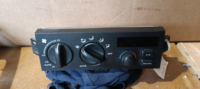 AC & Heater Climate Controls Jeep ZG Grand Cherokee 55036395