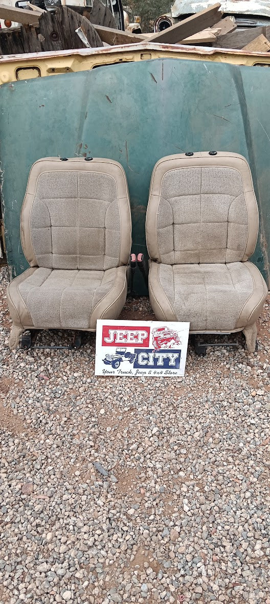 Seats Front Jeep XJ Cherokee Beige Left and Right pair