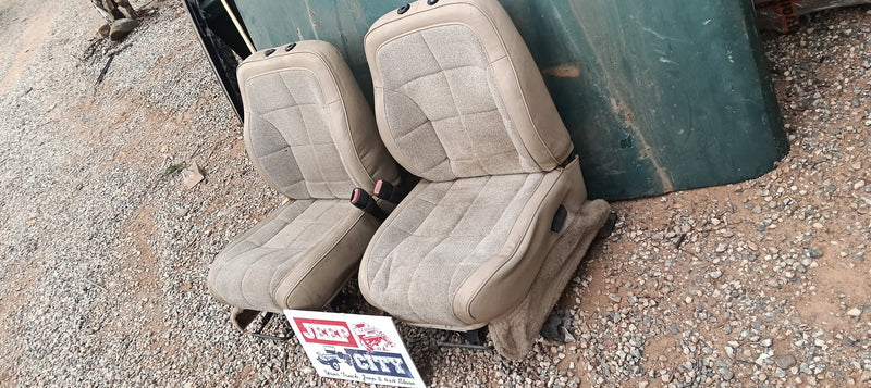 Seats Front Jeep XJ Cherokee Beige Left and Right pair