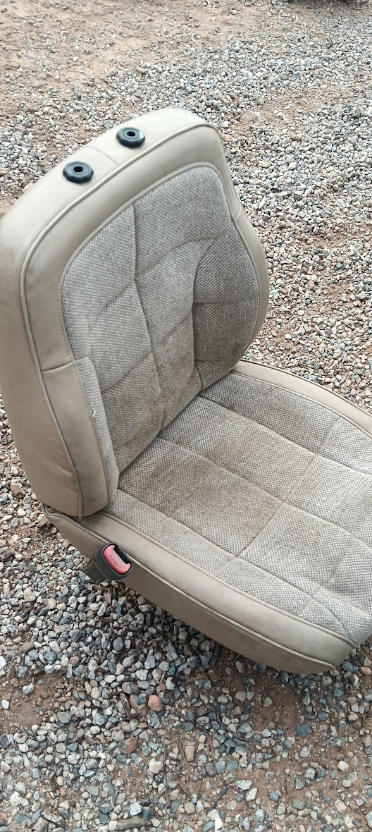 Seats Front Jeep XJ Cherokee Beige Left and Right pair