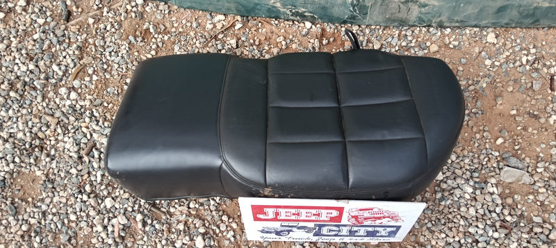 Seat Rear Left Lower Cushion Jeep WJ  Grand Cherokee