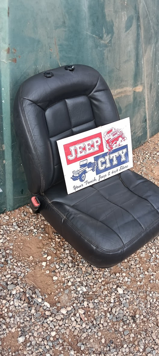 Seat Front Left  Jeep WJ  Grand Cherokee WJ