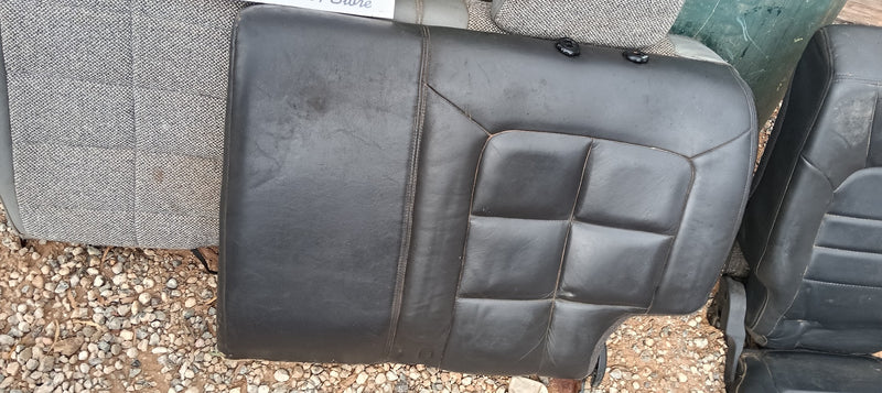 Seat Rear Left upper Jeep WJ  Grand Cherokee WJ
