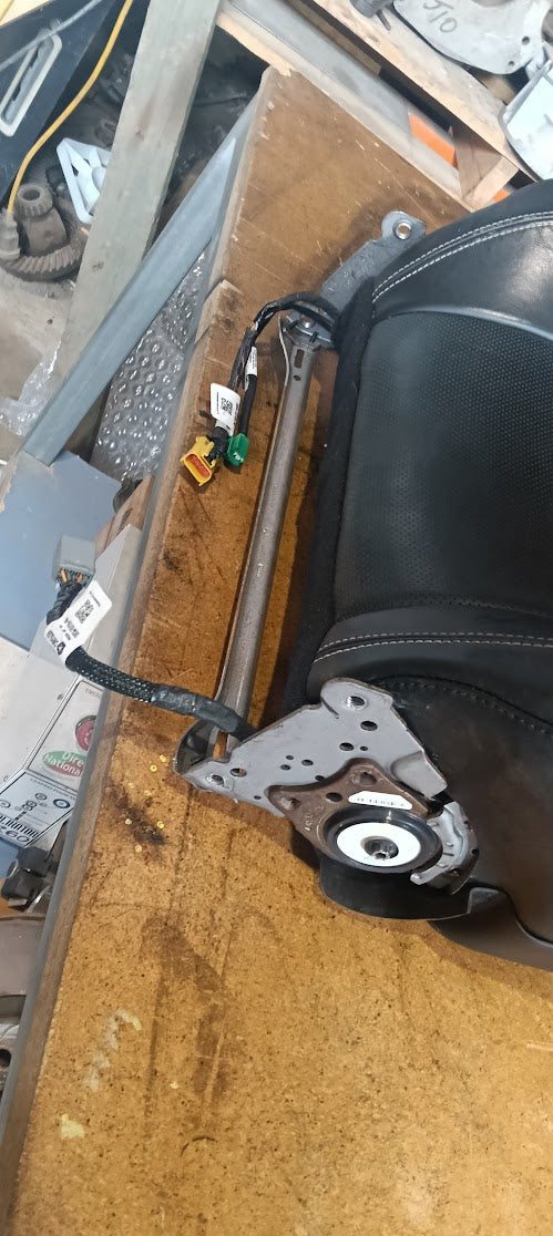 Jeep WK2 Left Front Seat Upper with headrest 