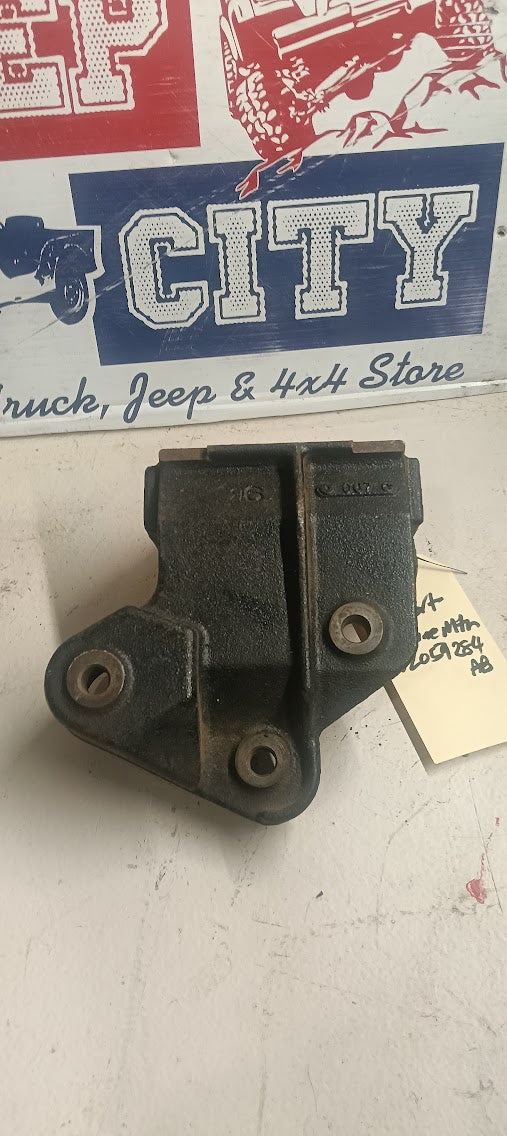 Engine Mount Jeep TJ Wrangler RF 52059284AB