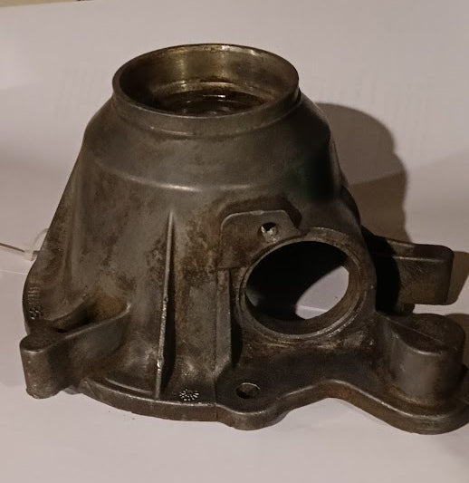 Retainer Rear Transfer Case Jeep NP 231 5017477AA