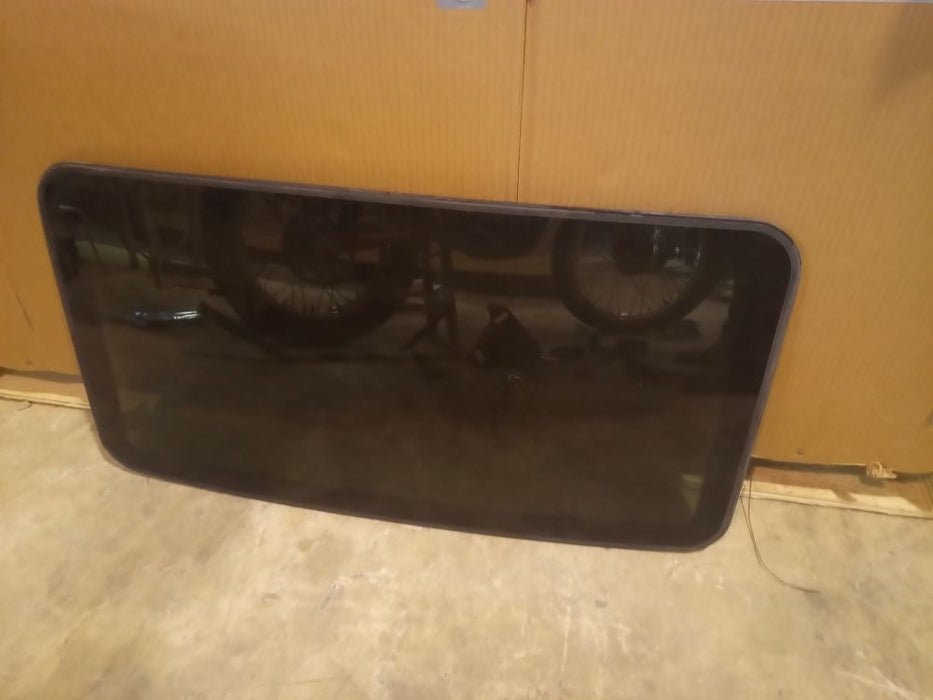 Sunroof Glass Jeep Grand Cherokee WJ  Factory option