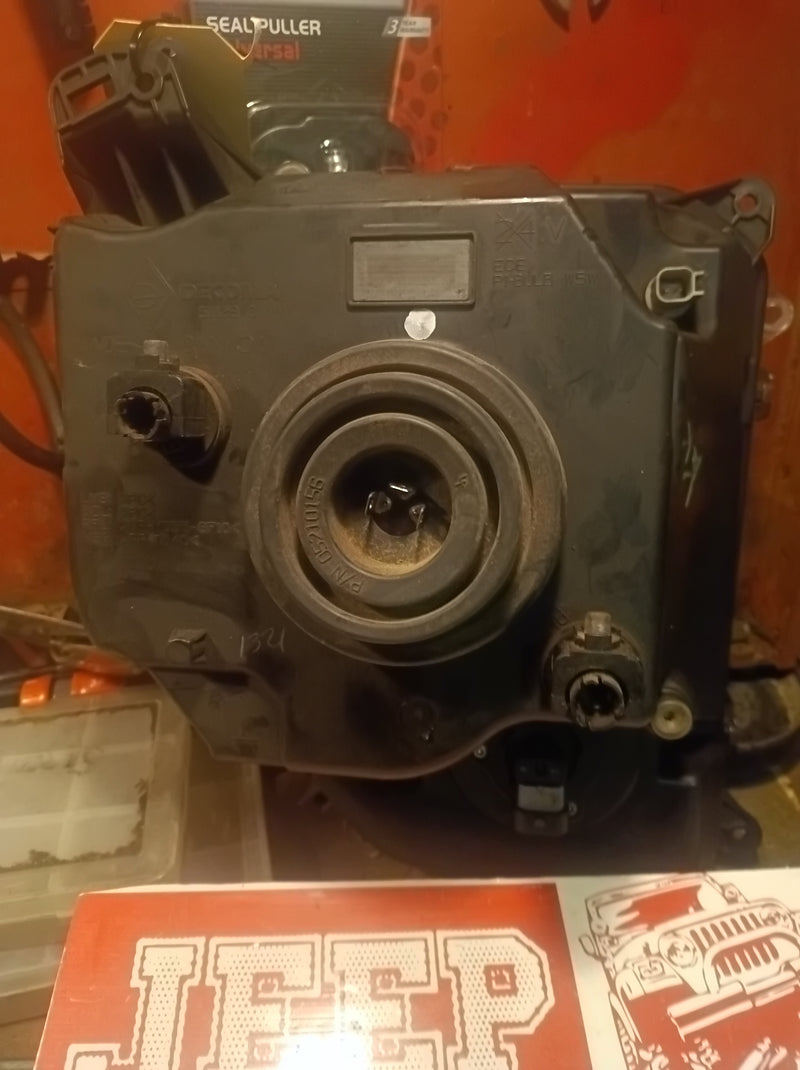 Headlight Jeep KK Cheroee LF 55157345AE