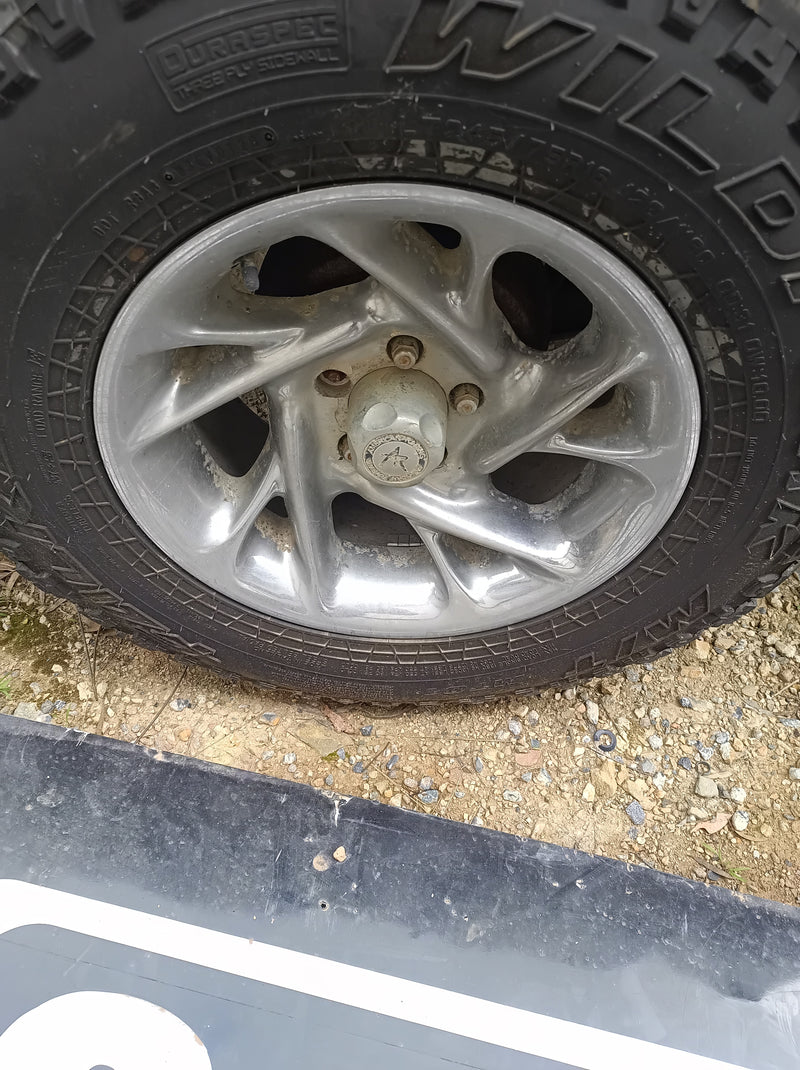 Wheel & Tyre Jeep TJ XJ American Racing with Falken Tyre