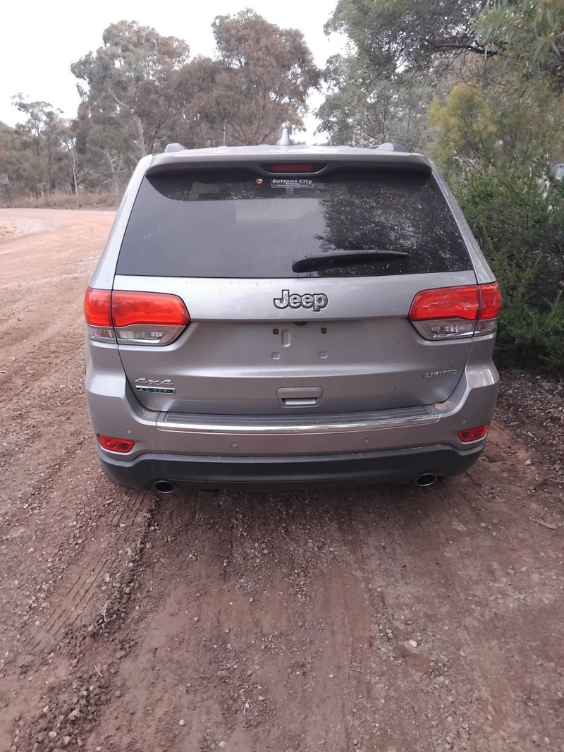 Bumper Rear Jeep Grand Cherokee WK2 2015 complete