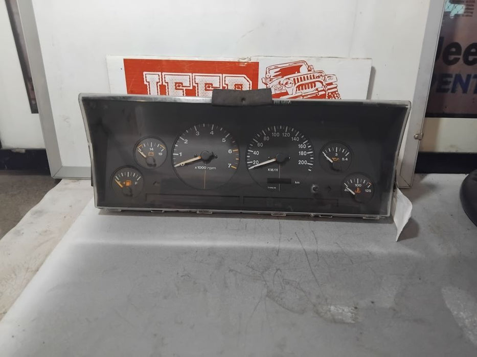 Speedometer Instrument Cluster Jeep Grand Cherokee ZG 56037429