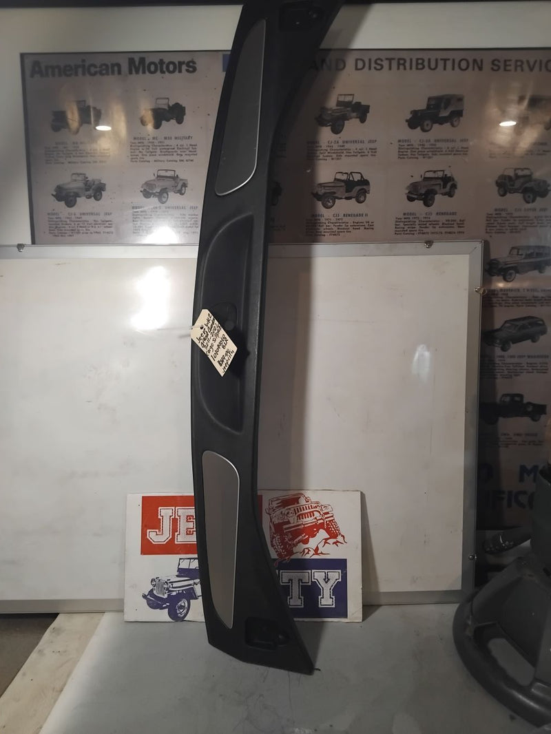 Cargo Sill Plate Jeep WK2 Grand Cherokee I01049060BLR