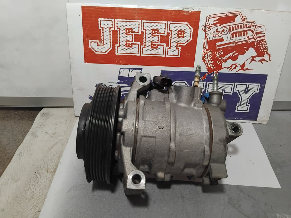 A/C Compressor Jeep WK2 CRD 68202995AA