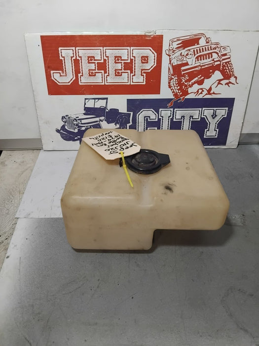 Washer Bottle Reservoir Jeep SJ Cherokee J10