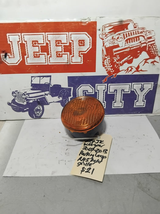 Parking Lamp Jeep JK Wrangler RHS in Grille  55077884AD