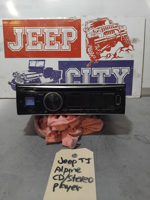 Head Unit Stereo CD Alpine Jeep TJ Wrangler