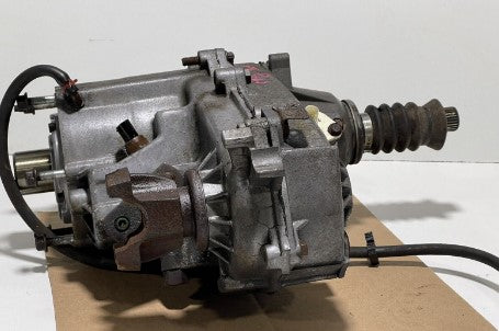 Transfer Case NP231 Jeep TJ Wrangler P52105886AC