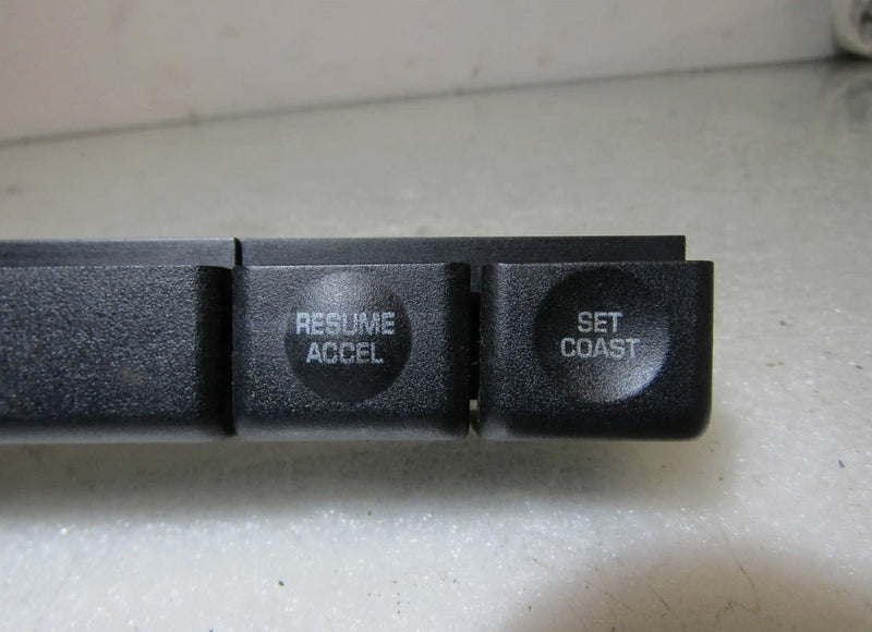 Steering Wheel cruise control switch Jeep XJ Cherokee 56007712