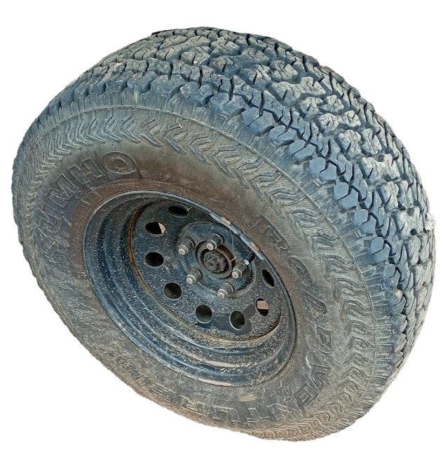 Tyres Kumho Road Adventurers 31/10.50R15 AT51 + Wheel Set